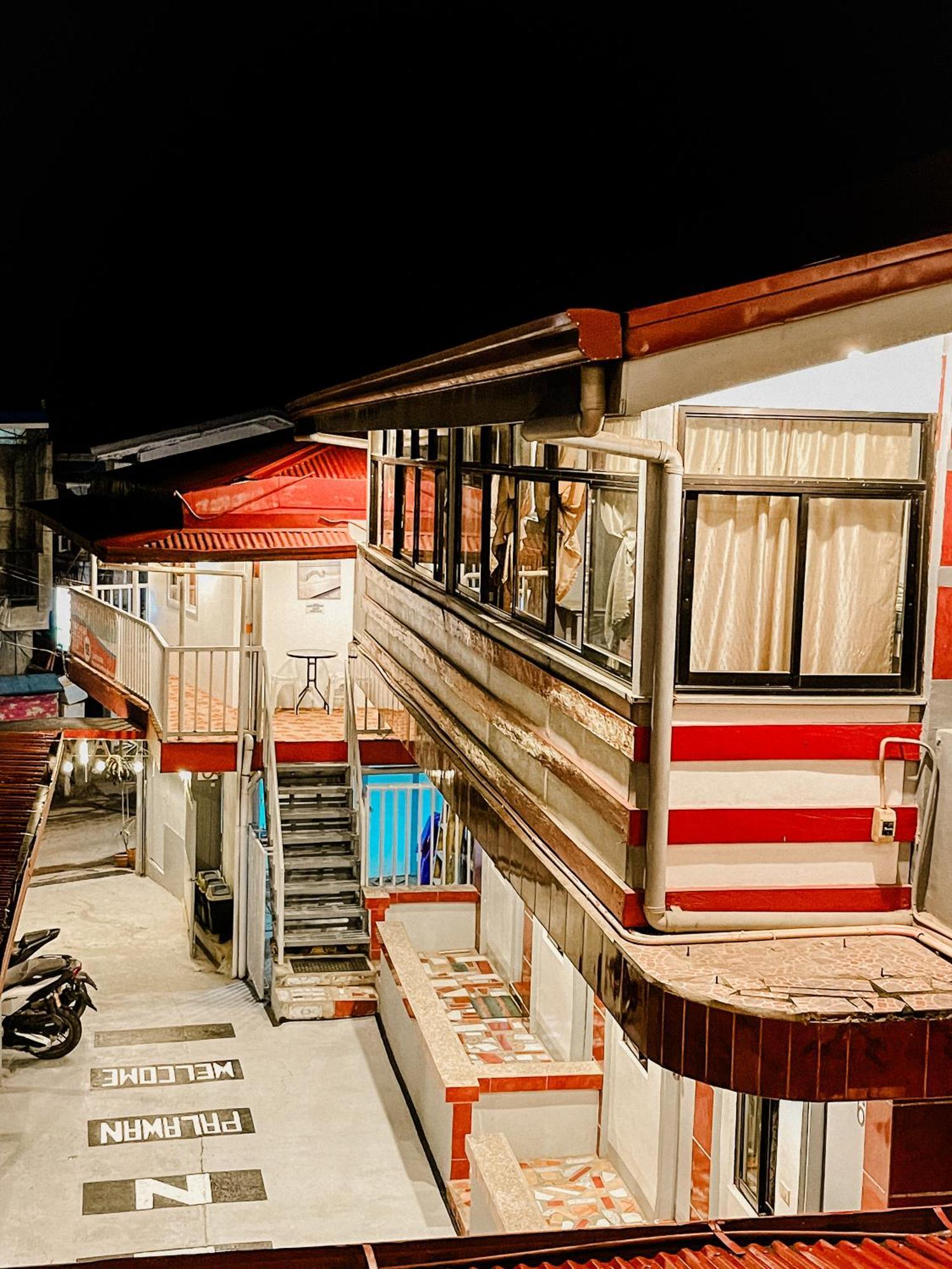 Mario'S Travellers Inn Coron Exterior foto